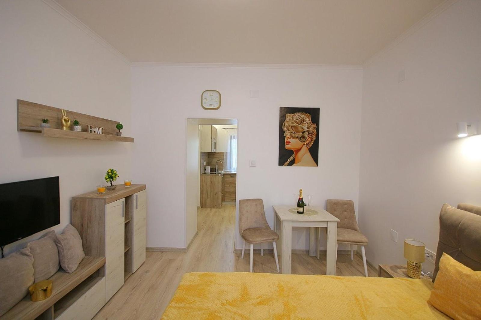 Apartamento Anro Palić Exterior foto